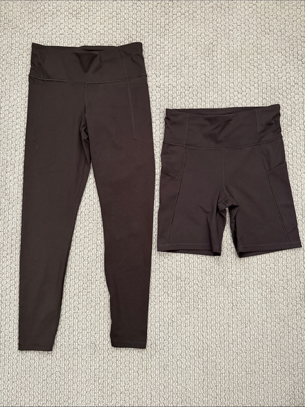 Gap | Women’s Leggings and Biker shorts set (Size Small)